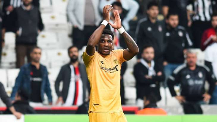 Faris Moumbagna officiel OM